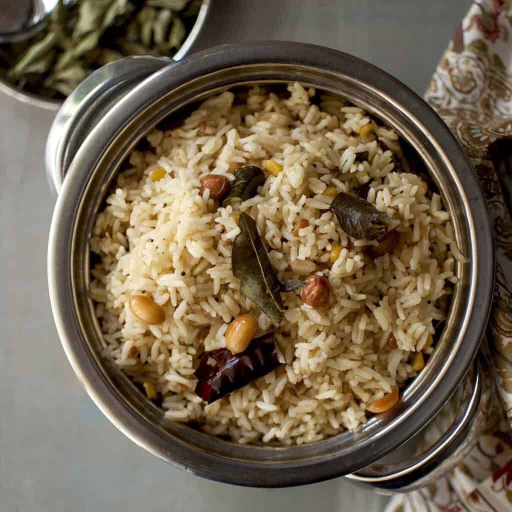 Tamarind Rice Recipe | Andhra Style | Cook's Hideout